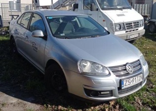 VOLKSWAGEN JETTA 1595 ccm / 102 KM VOLKSWAGEN JETTA 1595 ccm / 102 KM