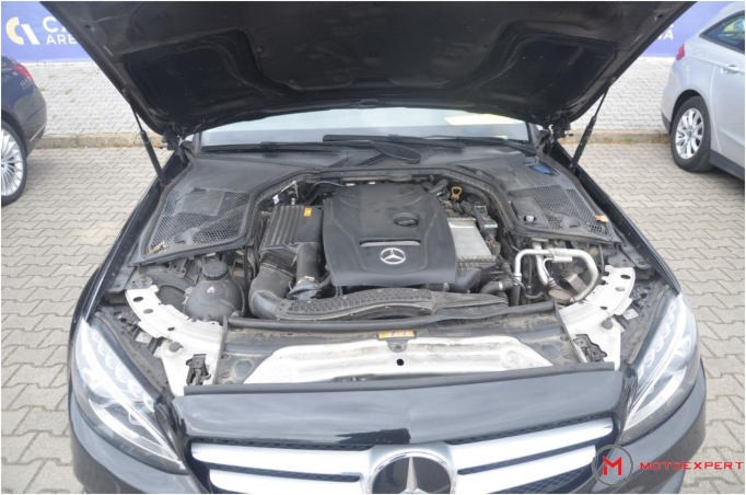 MERCEDES-BENZ C 200 1991 ccm / 184 KM