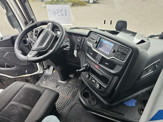 IVECO AS440ST/FP LT LNG 12 900 cm3 / 460km