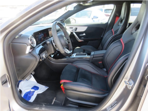 MERCEDES-BENZ A 45 S 1991 ccm / 421 KM